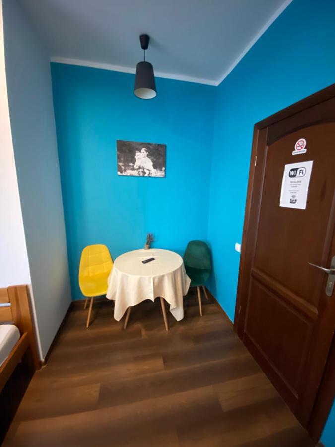 1902 Hostel